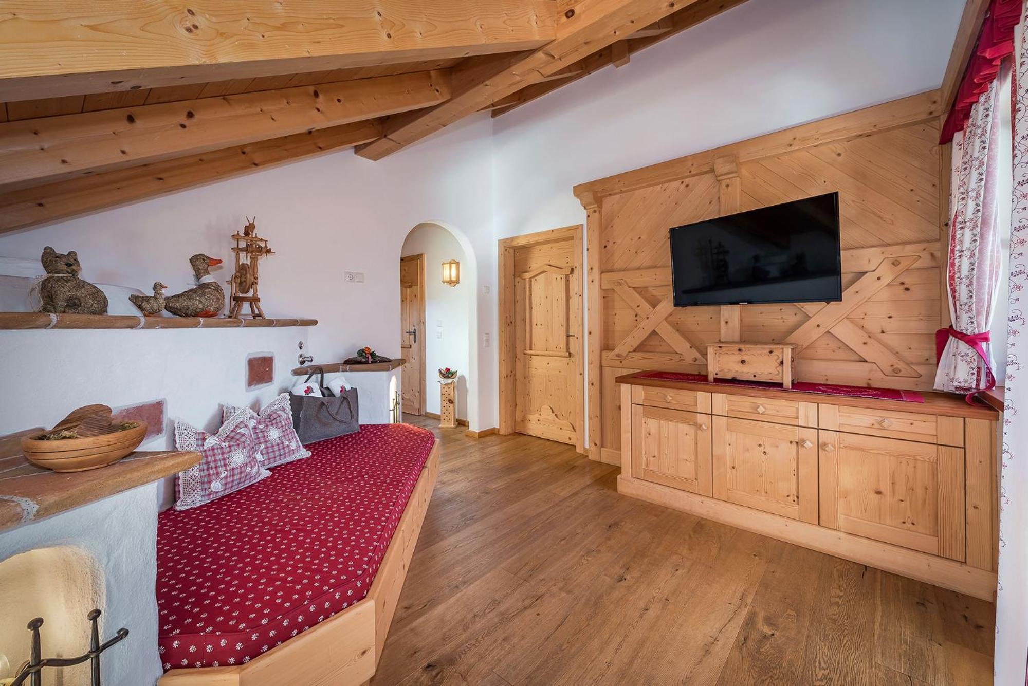 Chalets Almdorf Haidenberg Brunico Værelse billede