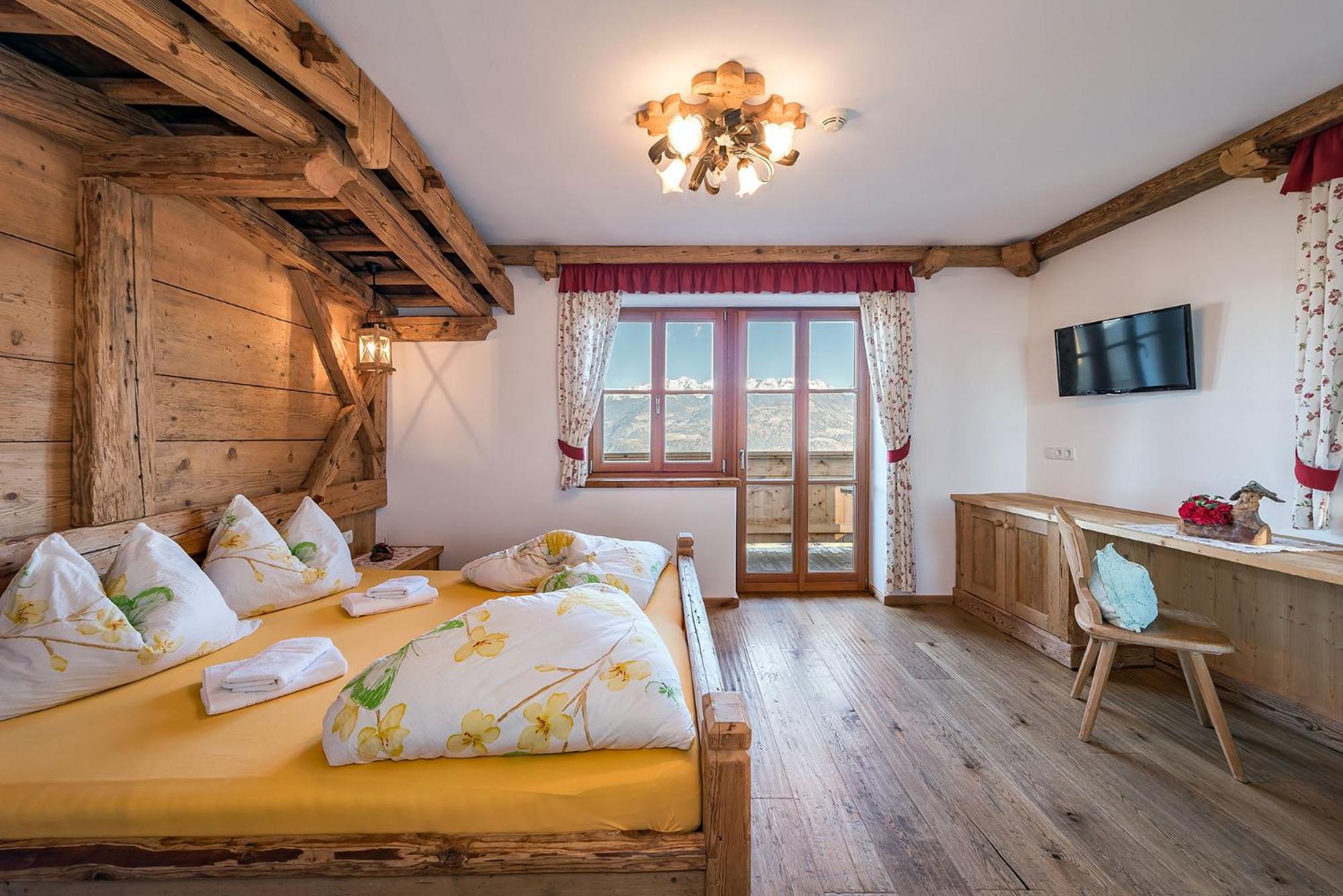 Chalets Almdorf Haidenberg Brunico Værelse billede